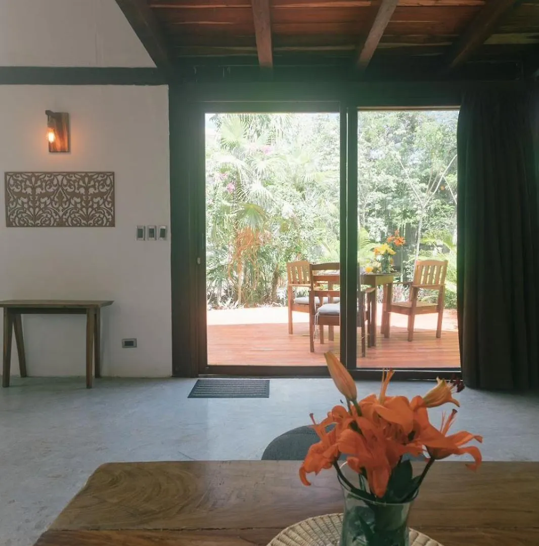 Nahouse Jungle Lodges Tulum